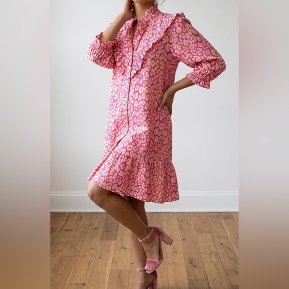 Dresses & Skirts - Michelle McDowell Women’s Sz L Printed Ruffle Collar Morgan Shift Dress pockets